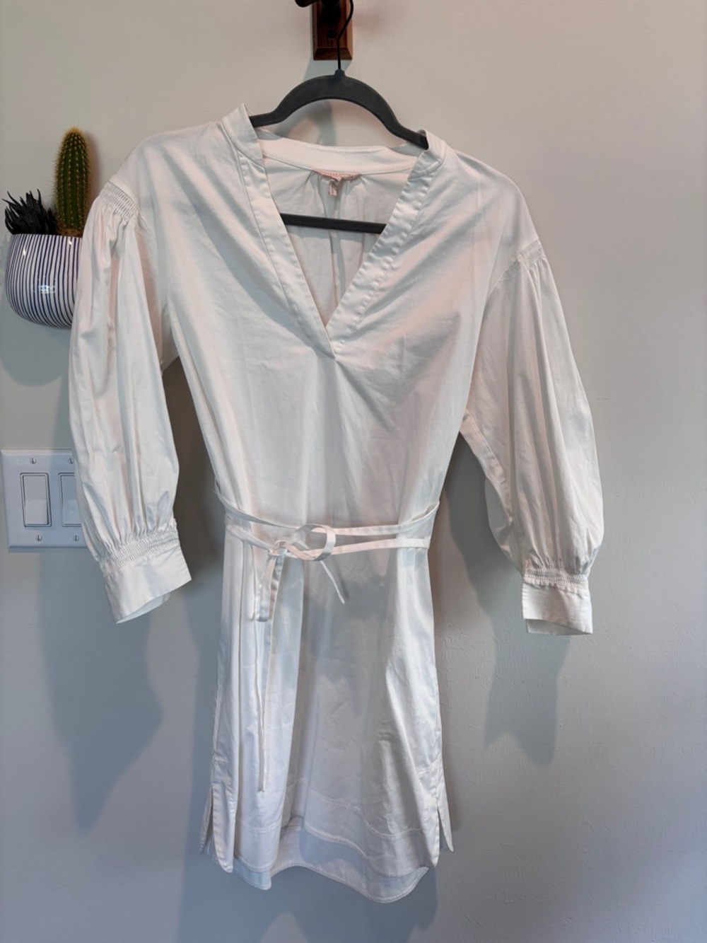 New! Rebecca Taylor Women's Popover Dress in Snow White. Size Small🤍🤍